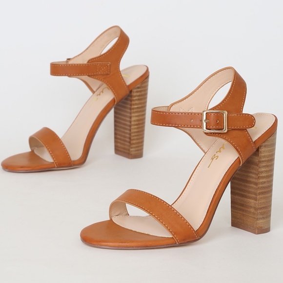 Lulus Shoes - LULU'S "DAUPHINE" Natural High Heel Sandal NIB